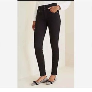 Ann Taylor Black Vintage Wash Triple Button Jeans, Sz 10, EUC